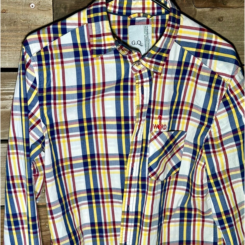 GQ Men’s Long Sleeve Plaid Button up Size Large 100% cotton